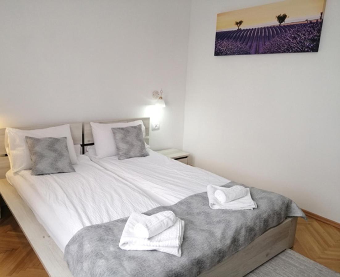 Check-In Kaya Hotel Sibiu Luaran gambar