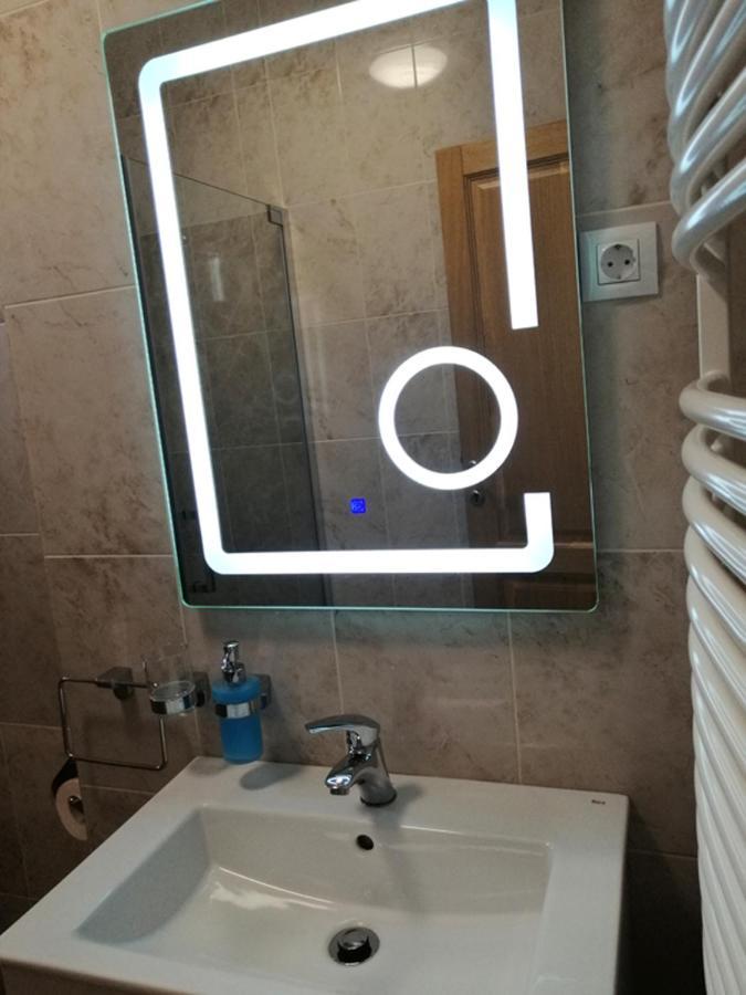 Check-In Kaya Hotel Sibiu Luaran gambar